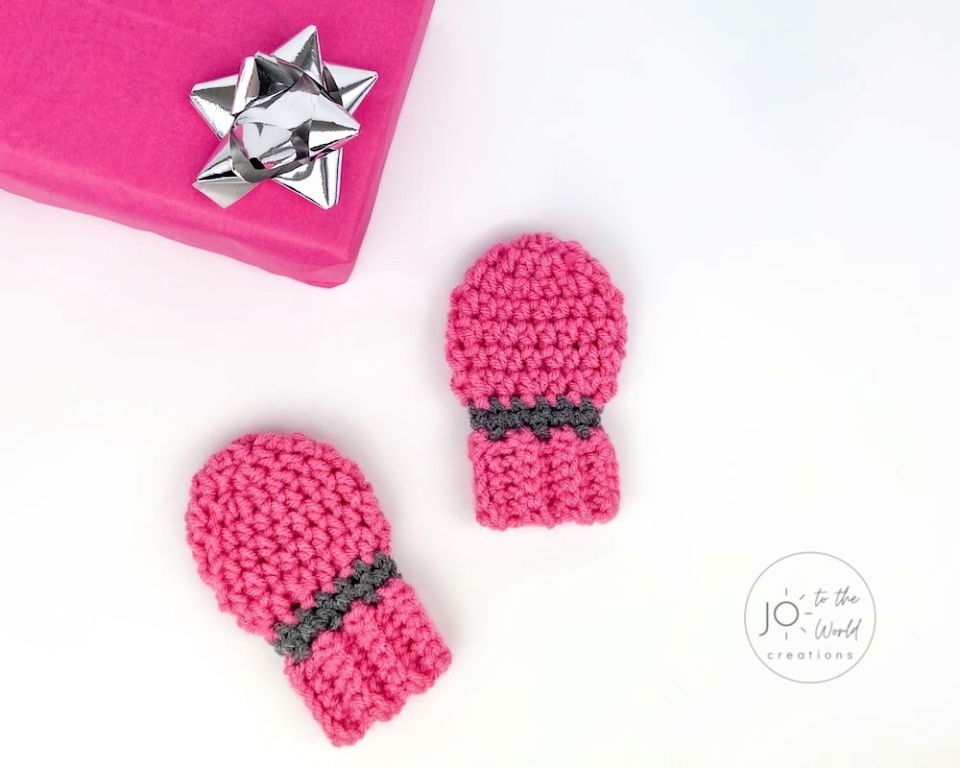 20 Crochet Baby Mittens (Free Pattern)