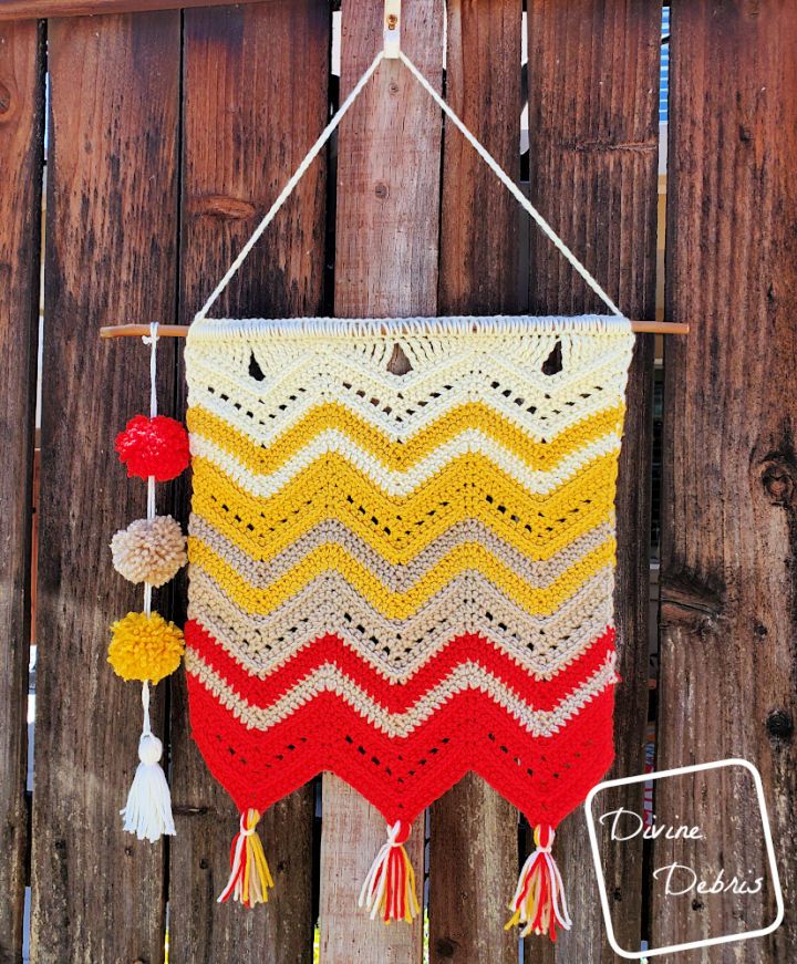 Colorful Crochet Chevrons Wall Hanging Pattern