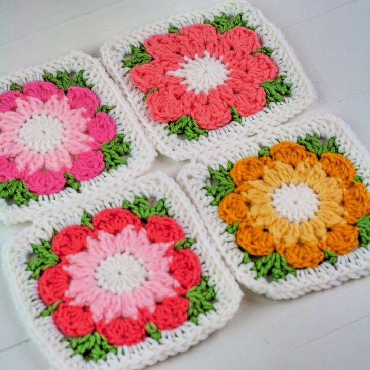 Free Crochet Flower Granny Square Pattern