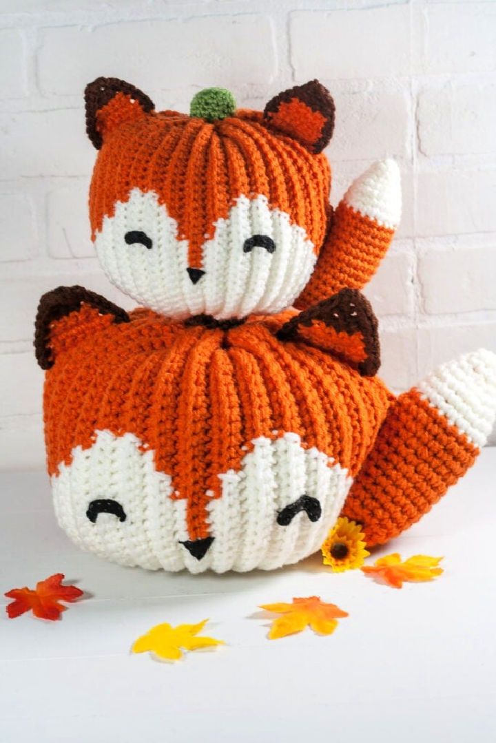 Free Crochet Fox Pumpkin Pattern