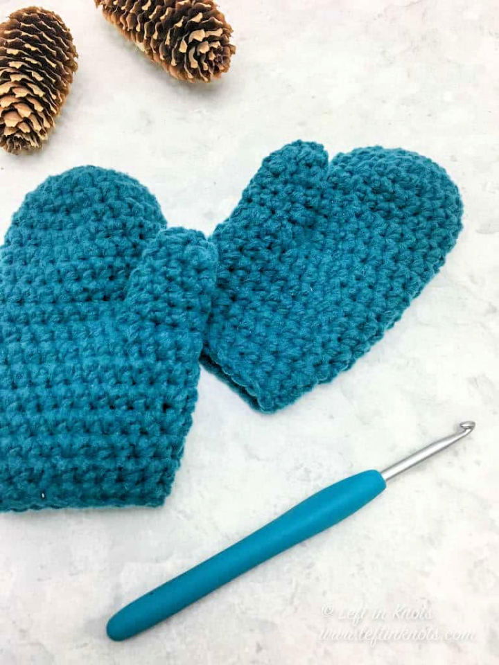 Crochet baby best sale mittens 12 months