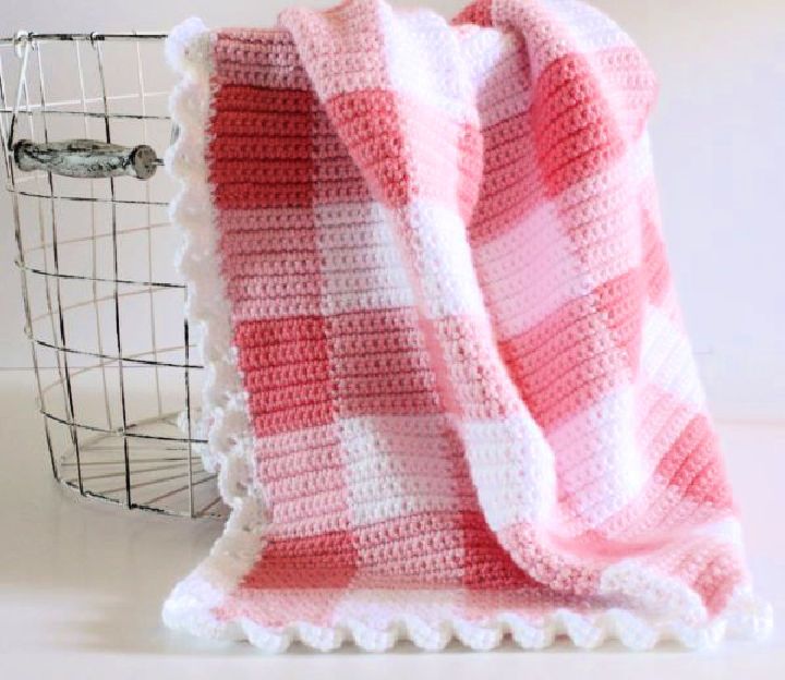 Crocheting a Pink Gingham Blanket - Free Pattern