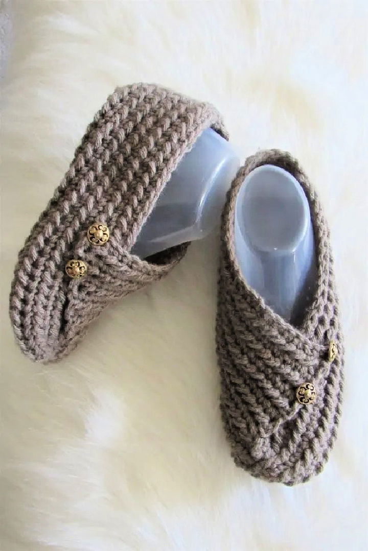 Simple crochet slippers free pattern hot sale