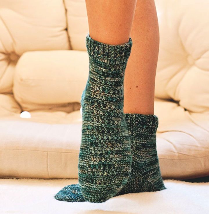 Crocheted Spruce Socks - Free Pattern