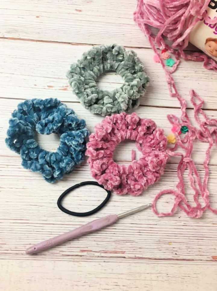 Crochet Velvet  Scrunchies - Step-By-Step Instructions