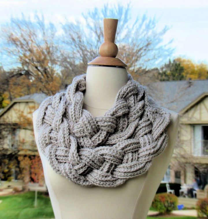 Crochet Double Layered Braided Cowl Pattern