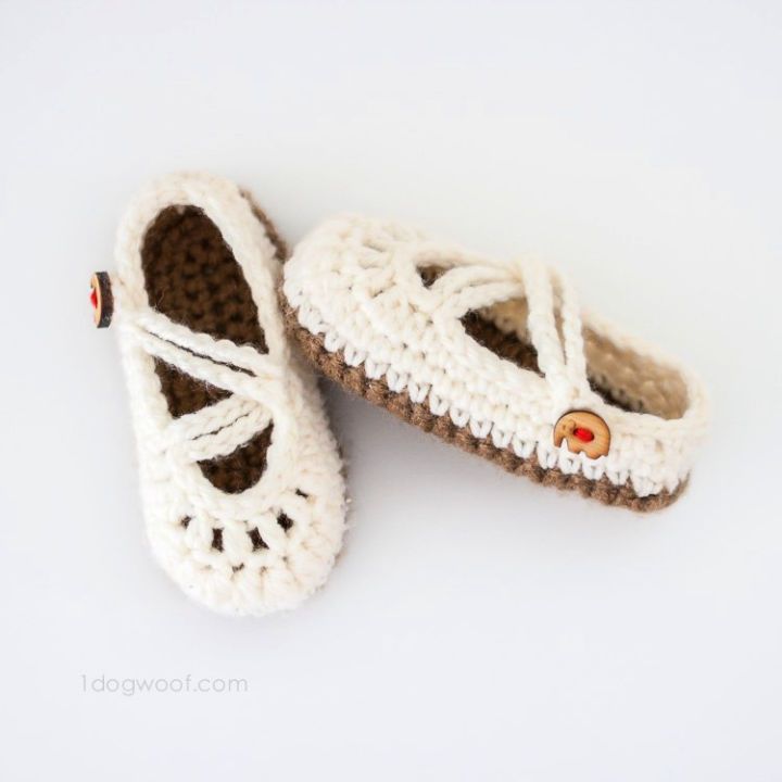 Crochet Double Strapped Baby Mary Janes Pattern