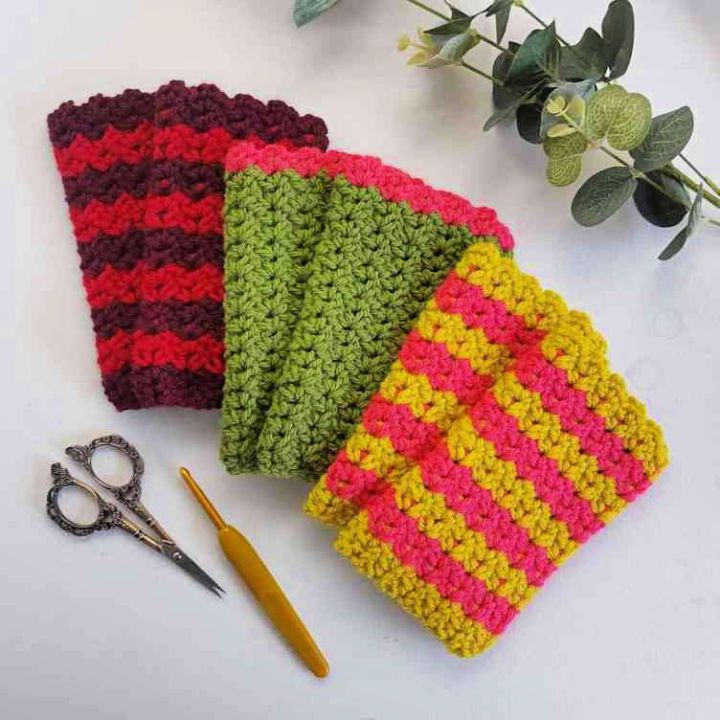 Easy Peasy Crochet Fingerless Gloves
