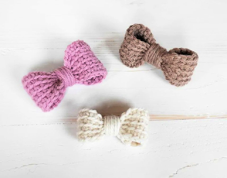 Easy Crochet Bow Tutorial