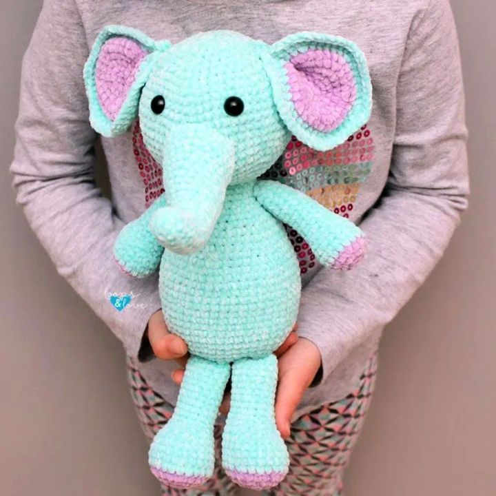 Free Crochet Elephant Amigurumi Pattern