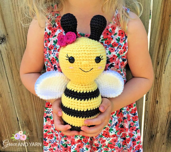 Gorgeous Crochet Busy Bee Pattern