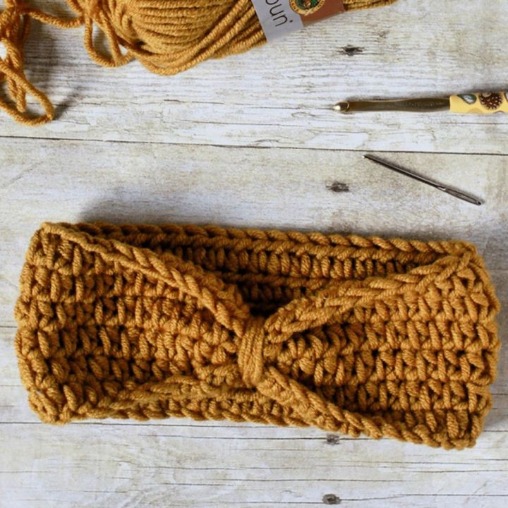 Best Knotted Headband Crochet Pattern