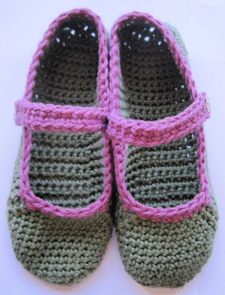 Free Crochet Pattern for Mary Jane Slippers