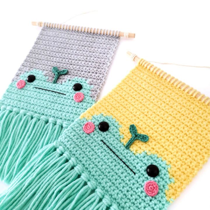 Free Crochet Pattern for Frog Wall Hanging 
