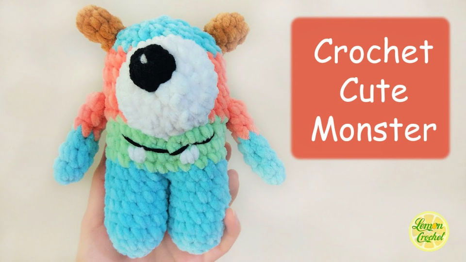 5 Little Monsters: Crocheted Heart Treat Bag