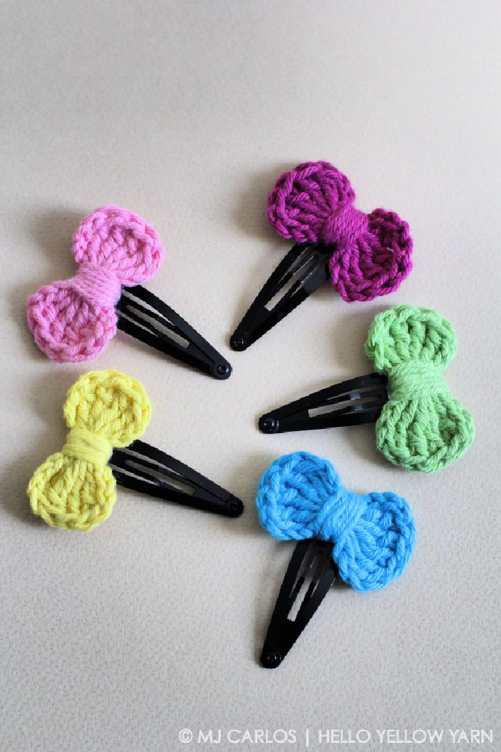 Mini Crocheted Bow Hair Clip Pattern