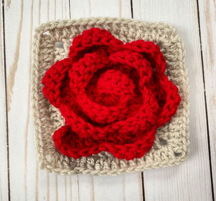 Easy Rose Granny Square Crochet Pattern