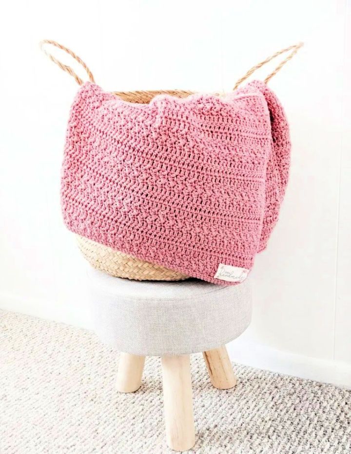 Simple Crochet Baby Girl Blanket Pattern
