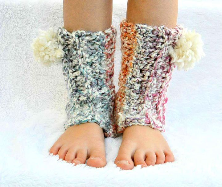 4 Color Crochet Snow Flurry Leg Warmers Pattern