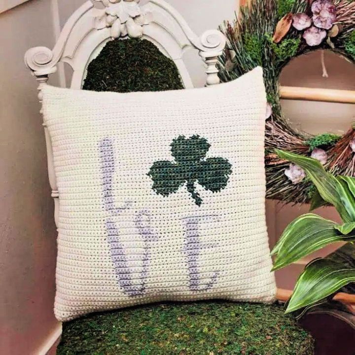 Crochet St Patricks Shamrock Pillow Cover Pattern