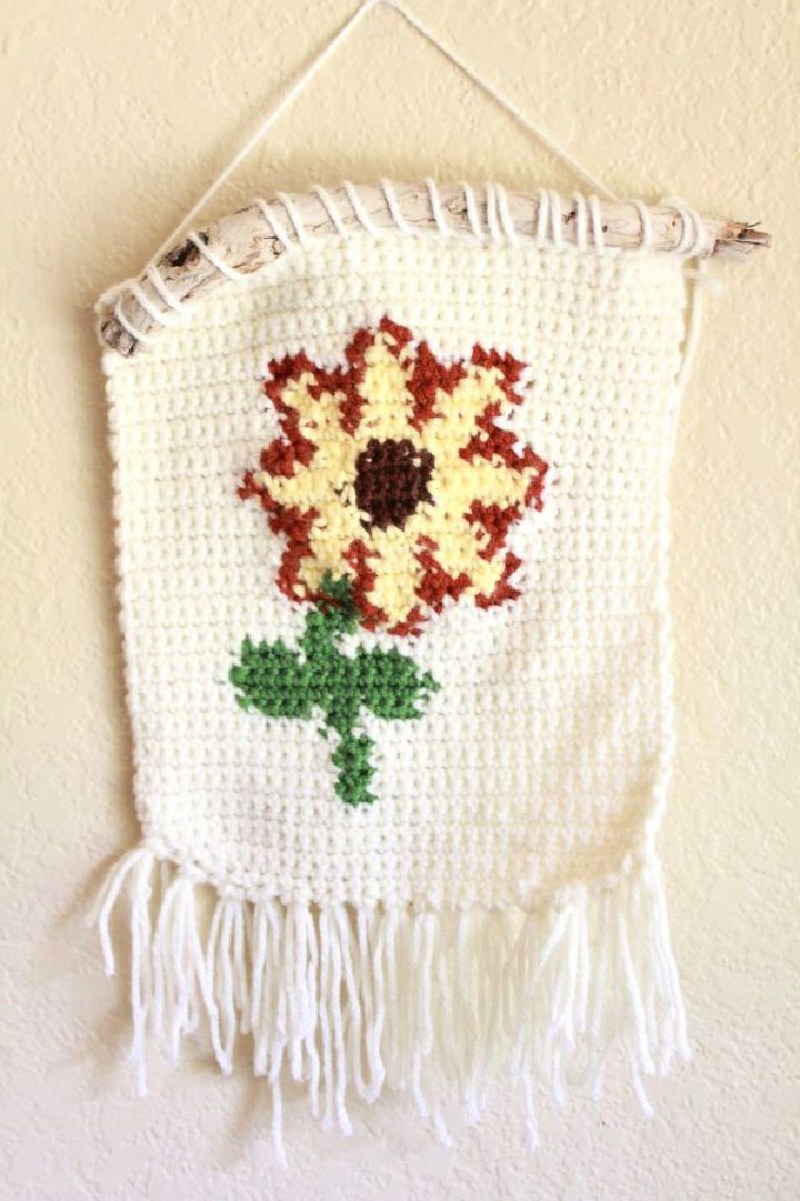 Crochet Sunflower Wall Hanging - Free Pattern
