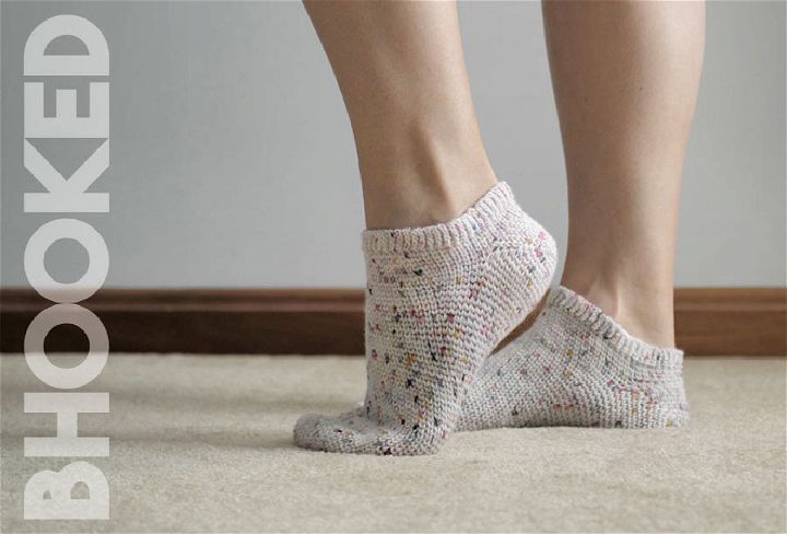 Crochet the Perfect Pair of Socks - Free Pattern
