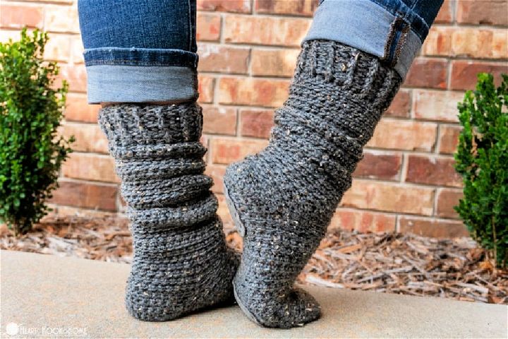 Beautiful Crochet Toe Tally Sock Pattern