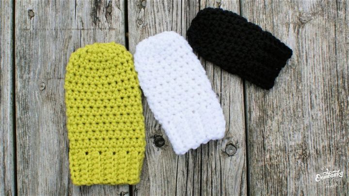 Crocheted Warm Baby Mittens - Free Pattern