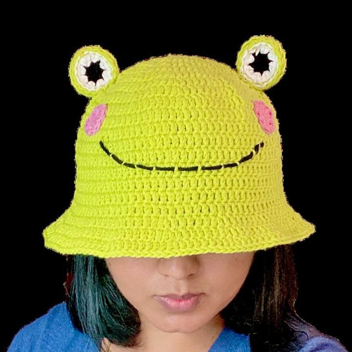 Adorable Crochet Frog Bucket Hat Idea