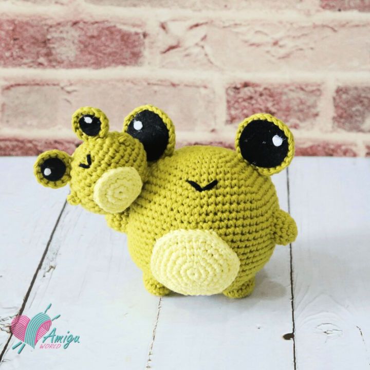 Beautiful Crochet Stuffed Frog Pattern