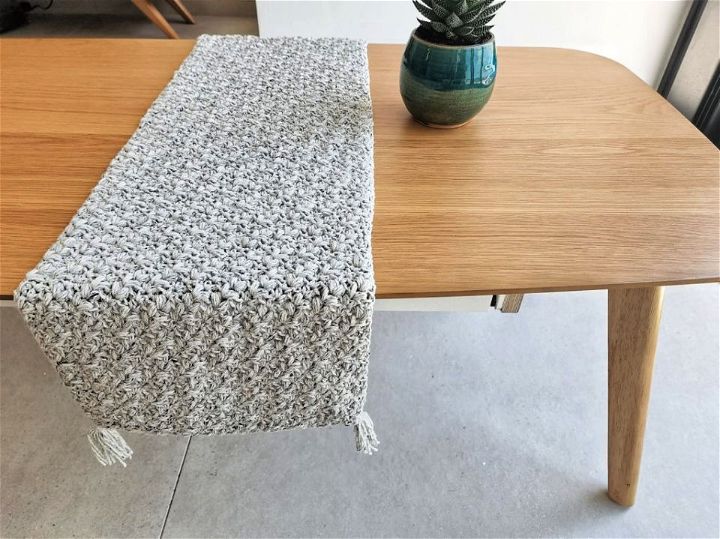 Crochet Boho Table Runner Design - Free Pattern