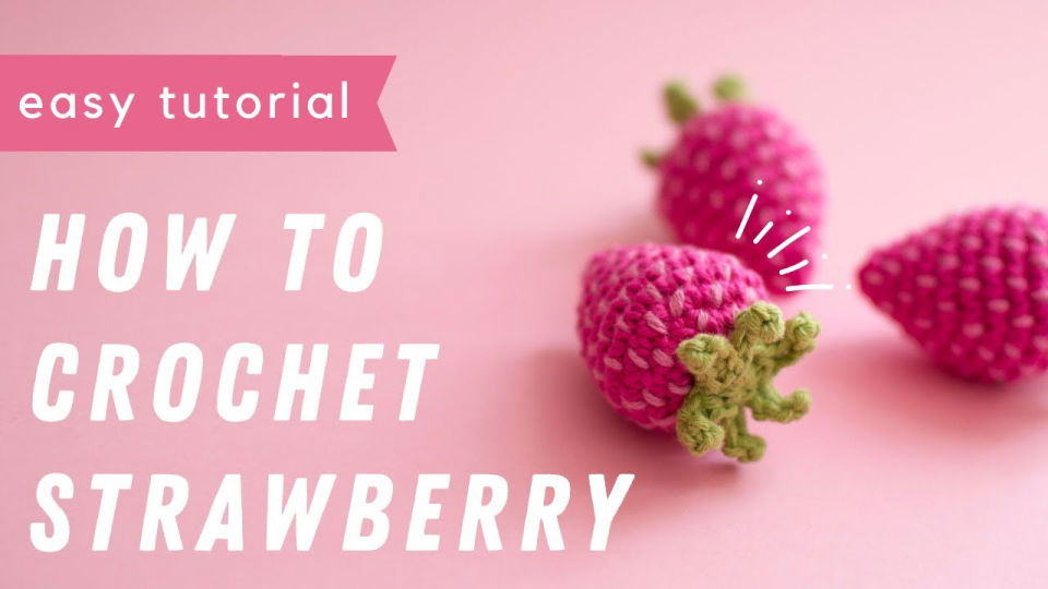 Crochet Strawberry Plush - FREE Pattern + Video Tutorial - Hayhay