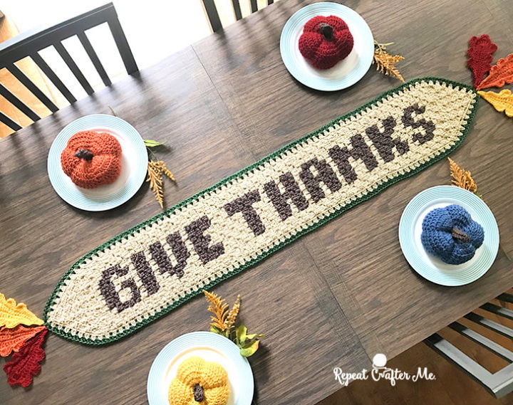 Free Crochet Thanksgiving Table Runner Pattern