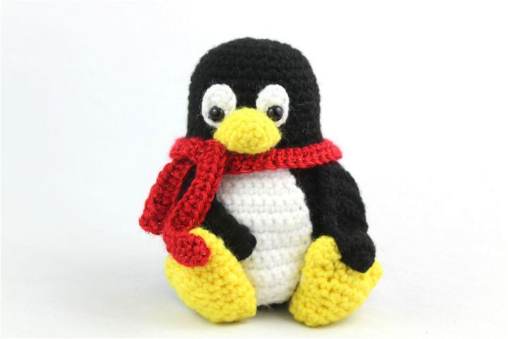 Crochet Tux the Penguin Amigurumi Pattern