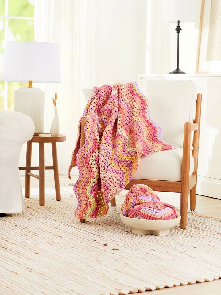 Crocheted Chevron Granny Throw - Free Pattern