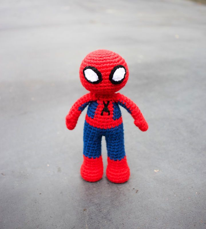 Crocheting a Spider Man Amigurumi Doll Free Pattern