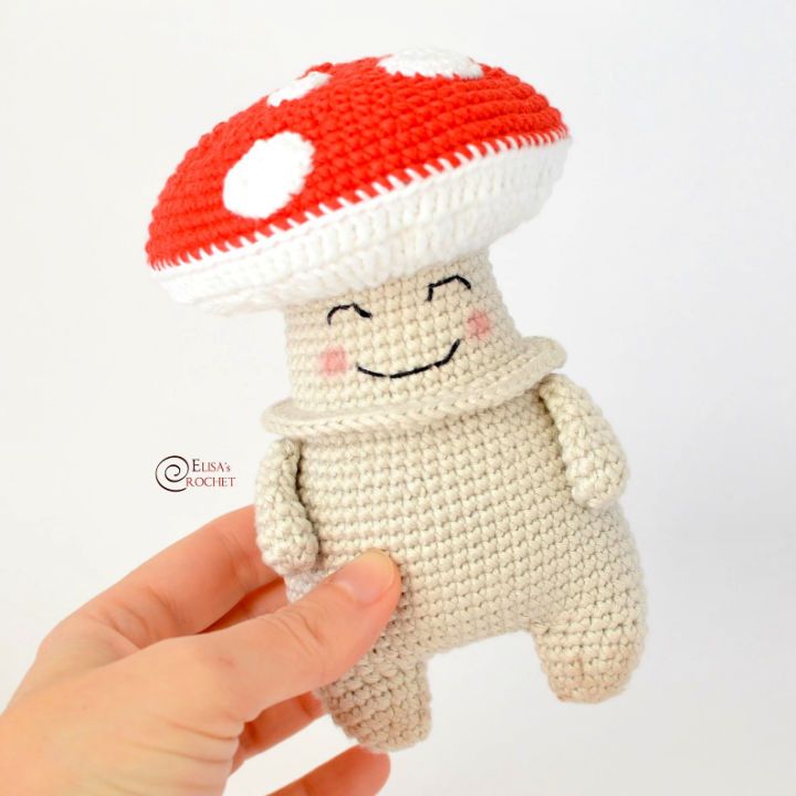 Crocheting a Victor the Mushroom - Free Pattern