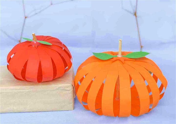 Cute Construction Paper Pumpkin Craft