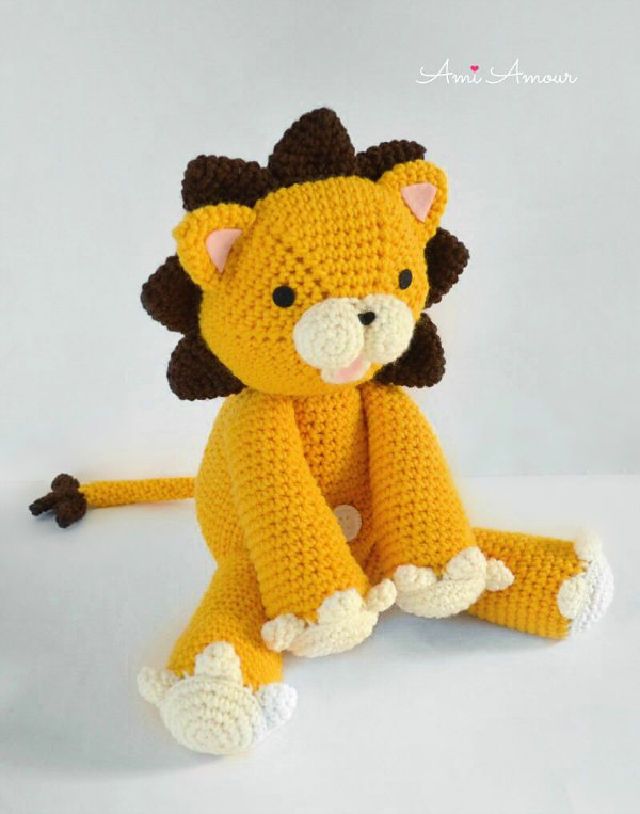 Cute Crochet Lion Amigurumi Pattern