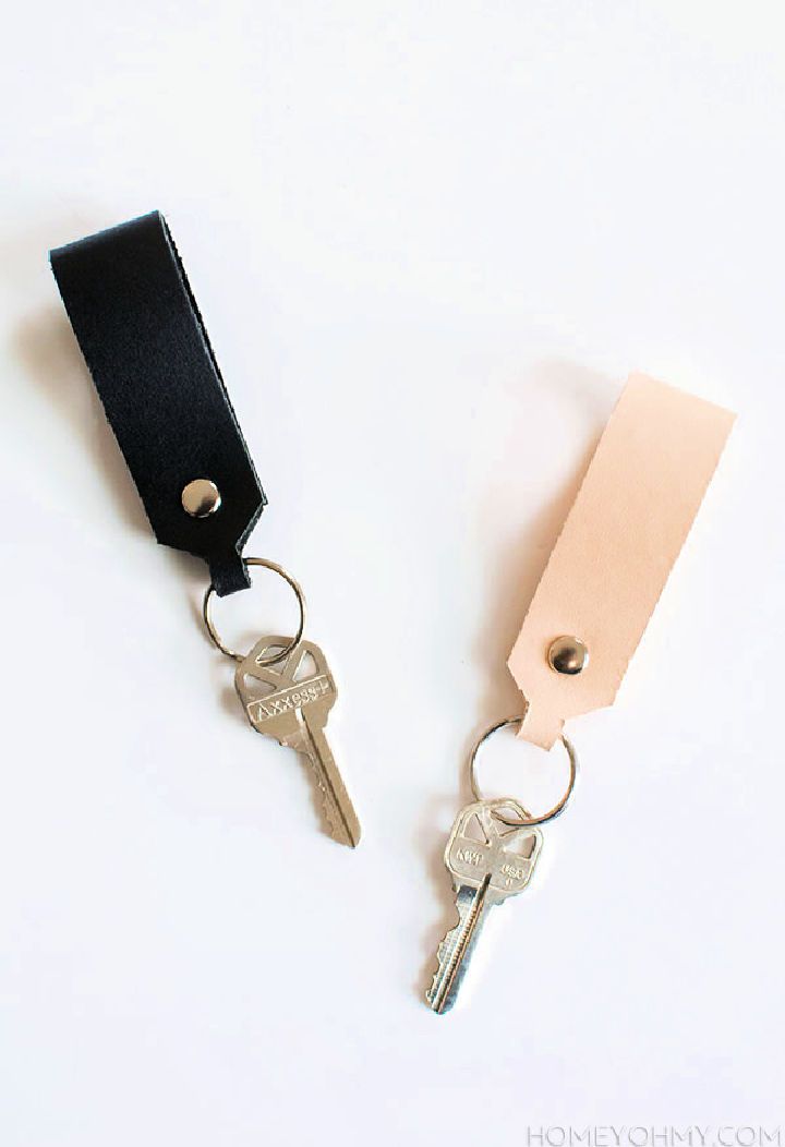 Cheap DIY Leather Loop Keychain