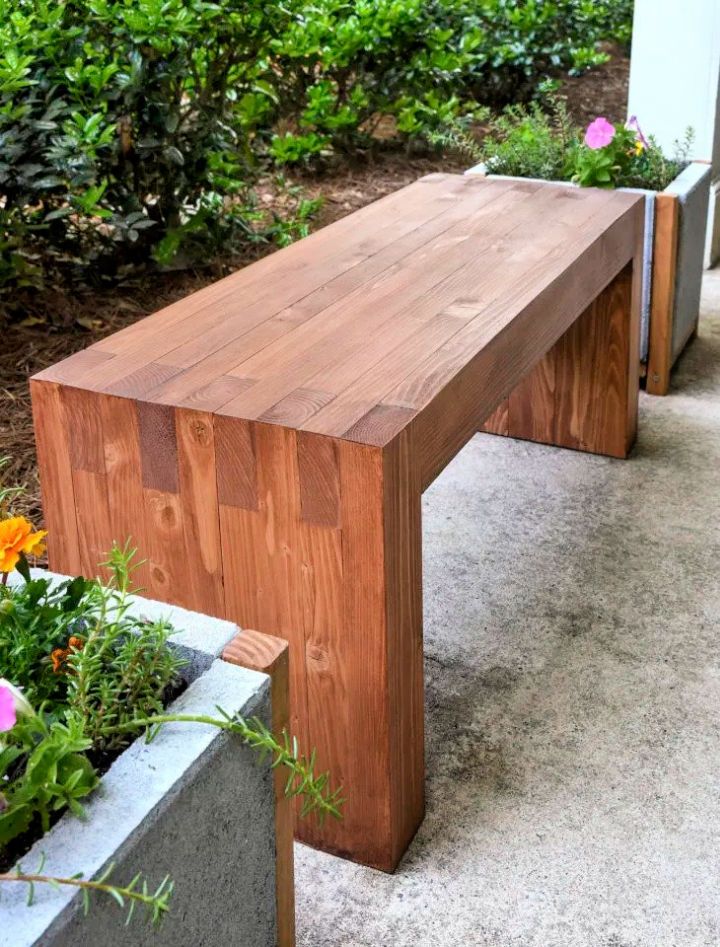 How to Build an Outdoor Bench