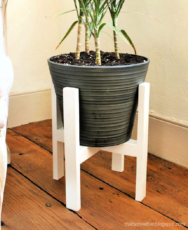 Making a Plant Stand at Home