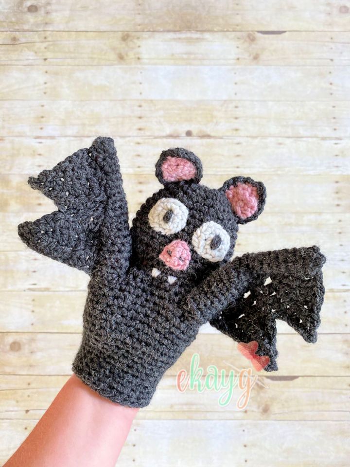 Easiest Bat Hand Puppet to Crochet