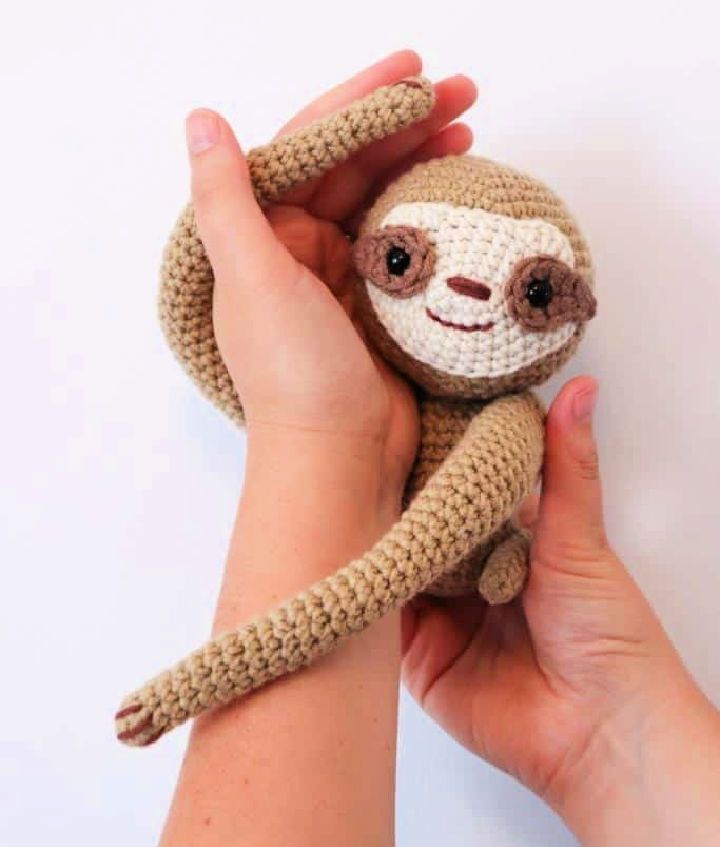 Easiest Sleepy Sloth to Crochet