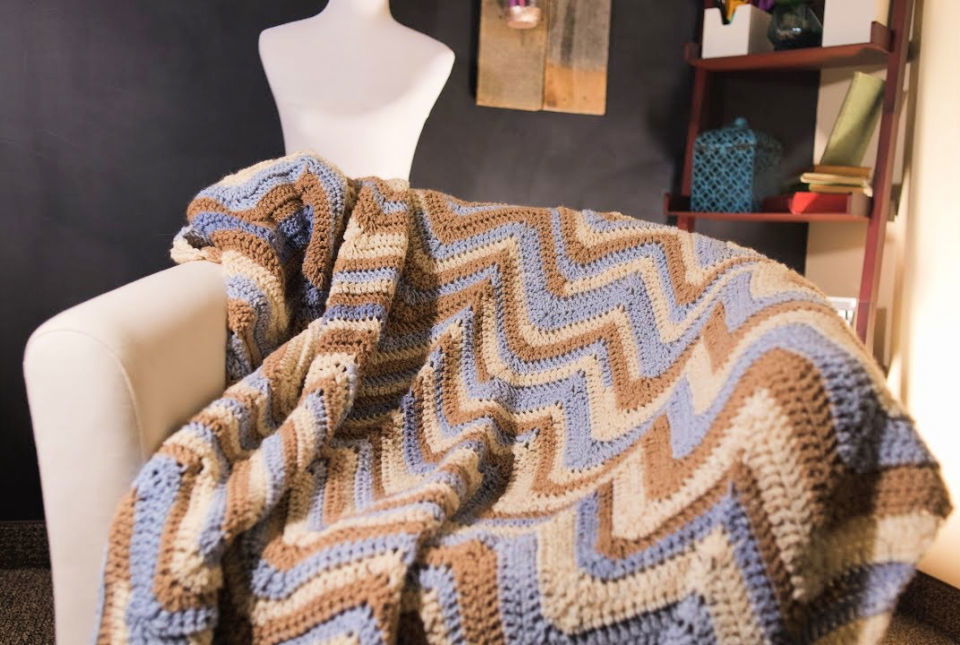 Easy Crochet Chevron Afghan Tutorial