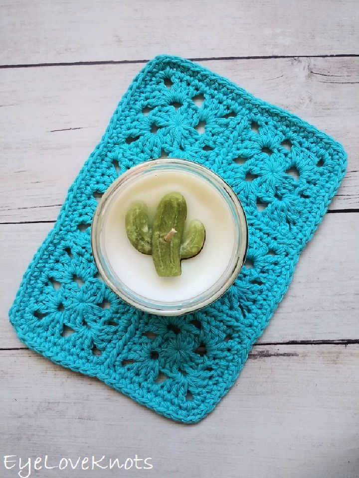 Easy Granny Square Crochet Table Runner Pattern