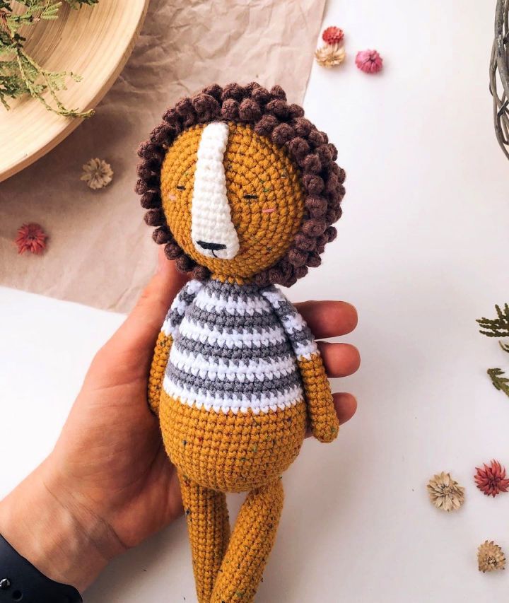 Free Crochet Amigurumi Lion Pattern