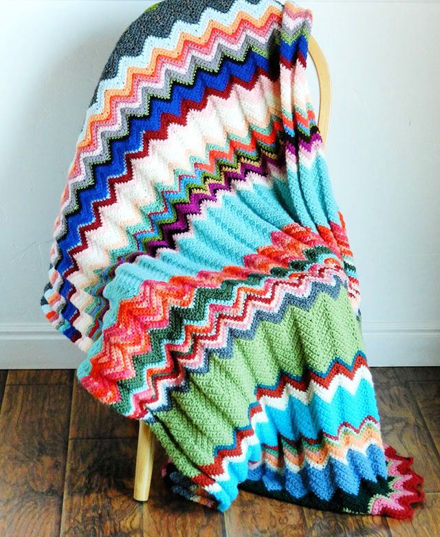 Free Crochet Chevron Blanket Pattern