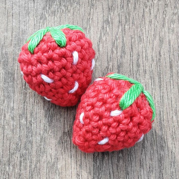 Free Crochet Pattern for Strawberry Fields