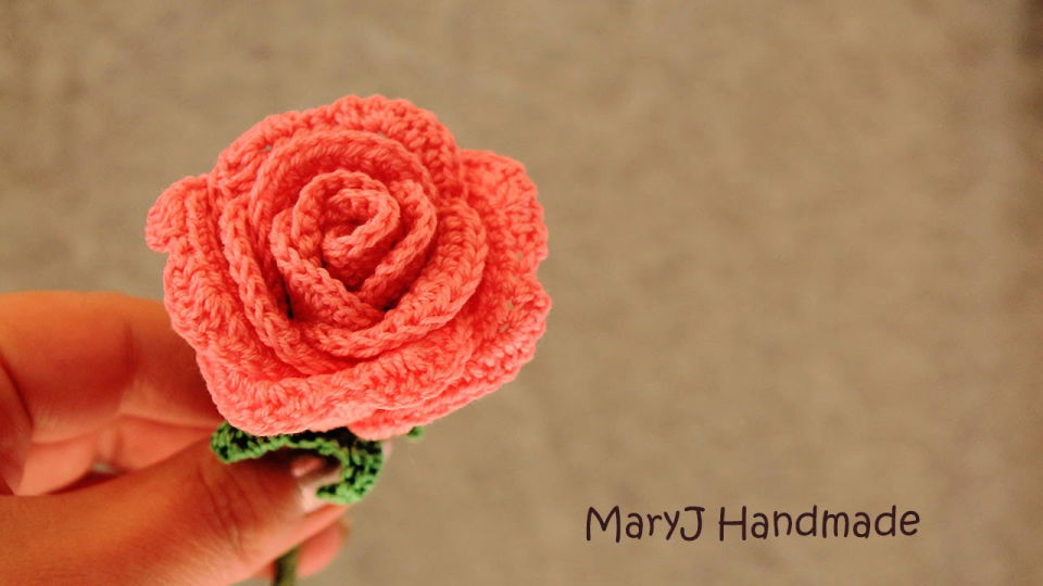 Free Crochet Rose Pattern